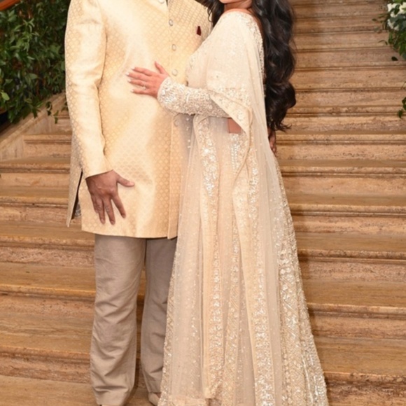 SOLD Seema Gujral Ivory Sequin Lehenga Set Indian - Picture 3 of 11